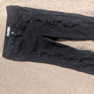 Abercrombie & Fitch Size 8 w29 black ripped high waisted jeans